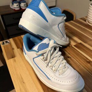 Air Jordan 2 Retro Low 'UNC' - Size 9.5